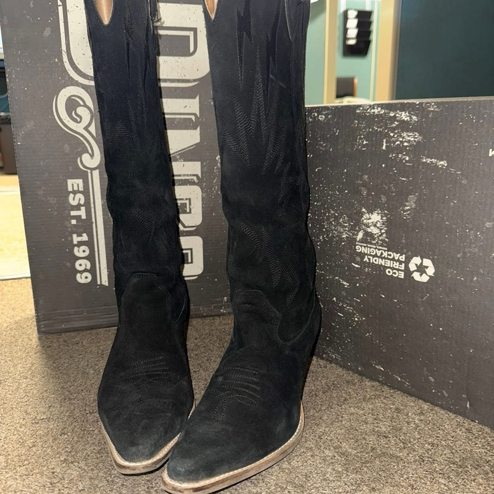 Dingo Black Suede Heeled Boots - Picture 3 of 4